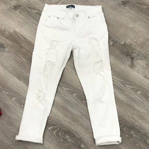 White skinny jeans